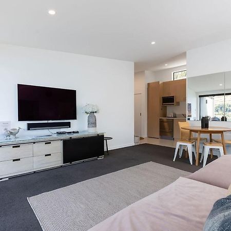 'Lakelife' Lake Front Apartment Queenstown Dış mekan fotoğraf